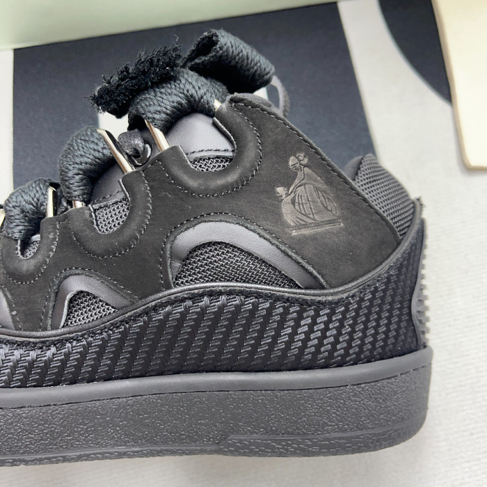 Lanvin Low Top Sneaker  lv912